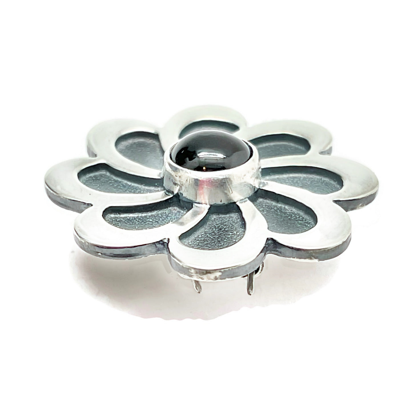 Wheel of Eternity Brooch 2